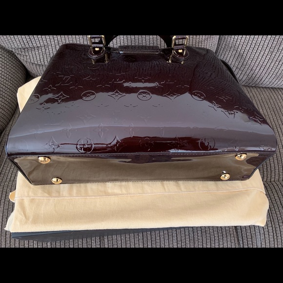 Authentic Louis Vuitton Melrose Avenue Handbag - Picture 4 of 10